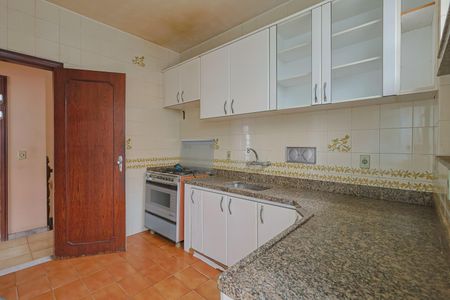 Casa para alugar com 484m², 3 quartos e 4 vagasCozinha