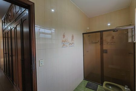 Casa para alugar com 484m², 3 quartos e 4 vagasBanheiro 1