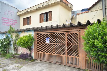 Casa à venda com 117m², 2 quartos e 2 vagasFachada