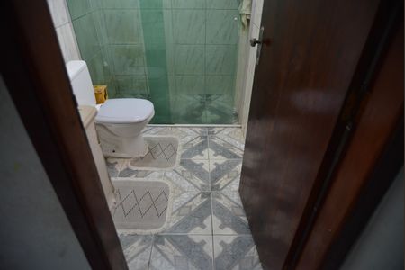 Casa à venda com 117m², 2 quartos e 2 vagasBanheiro Social