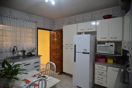 Casa à venda com 117m², 2 quartos e 2 vagasCozinha