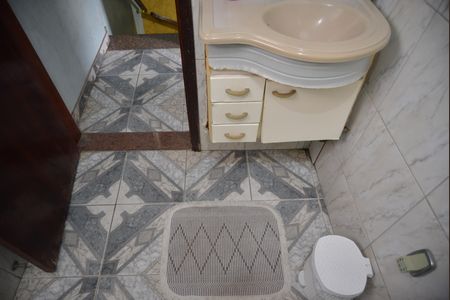 Casa à venda com 117m², 2 quartos e 2 vagasBanheiro Social