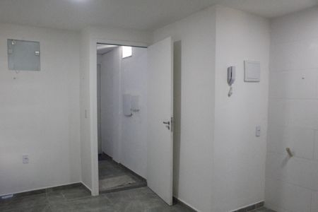 Sala/Cozinha de apartamento para alugar com 1 quarto, 45m² em Anil, Rio de Janeiro