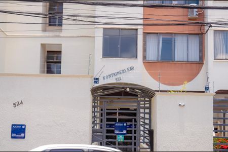 Apartamento para alugar com 54m², 2 quartos e 2 vagas