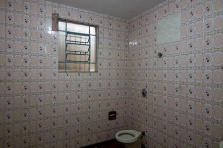 Banheiro de casa para alugar com 1 quarto, 70m² em Jardim Santa Maria, São Paulo