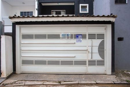 Casa à venda com 120m², 2 quartos e 2 vagasfacha