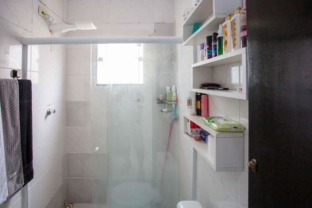 Casa à venda com 120m², 2 quartos e 2 vagasBanheiro da Suíte