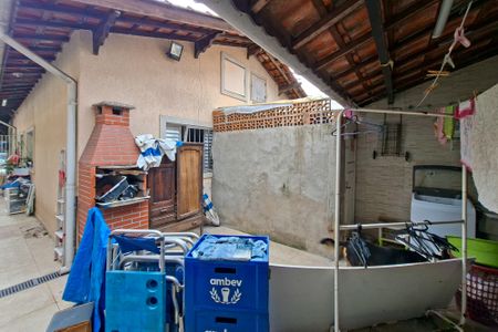 Casa para alugar com 450m², 3 quartos e 2 vagas Casa para alugar com 450m², 3 quartos e 2 vagasQuintal