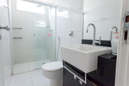 Apartamento à venda com 210m², 3 quartos e 2 vagas Apartamento à venda com 210m², 3 quartos e 2 vagasbanheiro suite