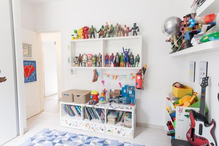 Apartamento à venda com 210m², 3 quartos e 2 vagas Apartamento à venda com 210m², 3 quartos e 2 vagasquarto 1