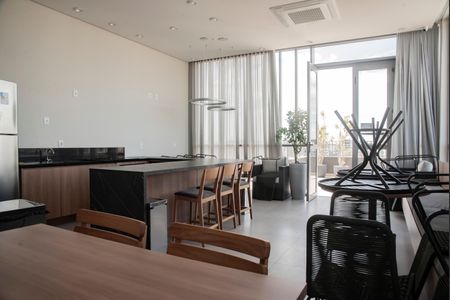 Apartamento à venda com 68m², 2 quartos e 1 vagaÁrea comum - Salão de festas