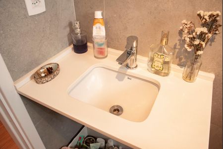 Apartamento à venda com 68m², 2 quartos e 1 vagaBanheiro da Suíte