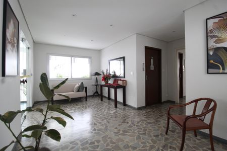 Apartamento à venda com 86m², 2 quartos e 1 vagaHall Social
