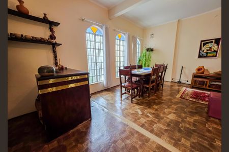 Casa à venda com 3 quartos, 400m² em Campestre, Santo André