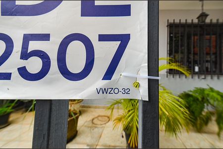 Casa à venda com 312m², 6 quartos e sem vaga Casa à venda com 312m², 6 quartos e sem vagaPlaca Instalada 19-01-2026-VWZO-32