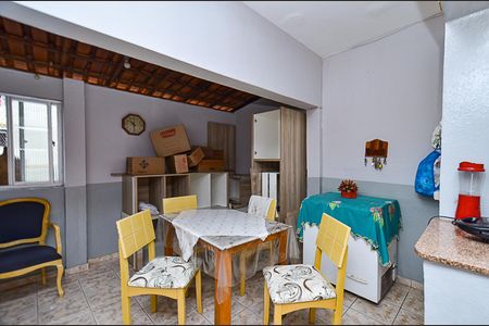 Casa à venda com 312m², 6 quartos e sem vaga Casa à venda com 312m², 6 quartos e sem vagaCopa casa 1