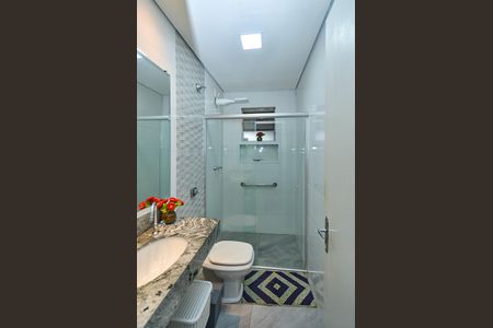 Casa à venda com 312m², 6 quartos e sem vaga Casa à venda com 312m², 6 quartos e sem vagaBanheiro Social casa 1