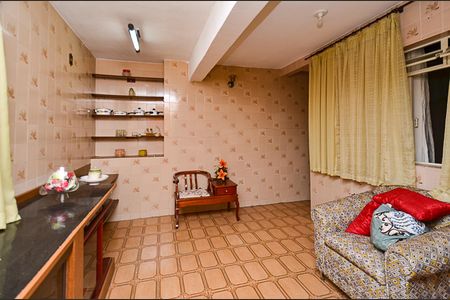 Casa à venda com 312m², 6 quartos e sem vaga Casa à venda com 312m², 6 quartos e sem vagaSala 2 casa 2