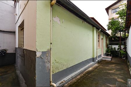 Casa à venda com 312m², 6 quartos e sem vaga Casa à venda com 312m², 6 quartos e sem vagaEdícula