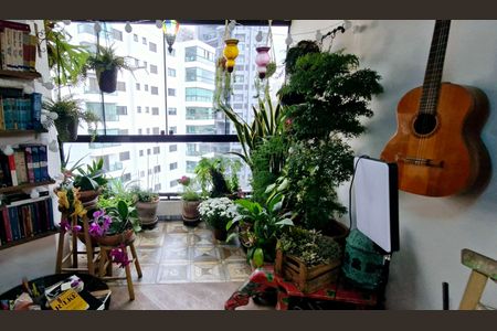 Apartamento à venda com 75m², 2 quartos e 2 vagas