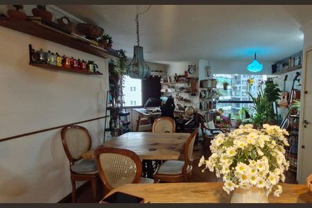 Apartamento à venda com 2 quartos, 75m² em Vila Suzana, São Paulo