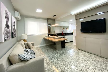 Sala de apartamento para alugar com 2 quartos, 56m² em Carmo, Belo Horizonte