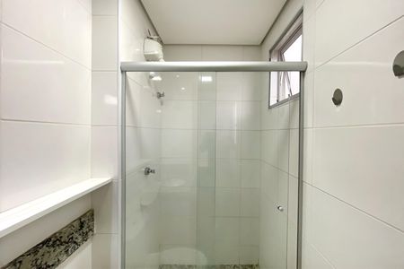 Apartamento para alugar com 56m², 2 quartos e 2 vagas Apartamento para alugar com 56m², 2 quartos e 2 vagasBanheiro da Suíte 2