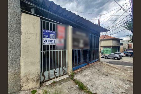 Casa à venda com 328m², 5 quartos e 6 vagasFachada - Plaquinha