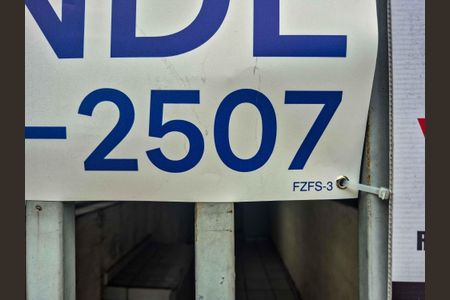 Casa à venda com 328m², 5 quartos e 6 vagasFachada - Plaquinha