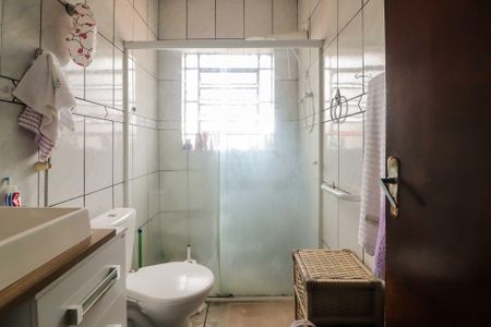 Casa à venda com 328m², 5 quartos e 6 vagasBanheiro