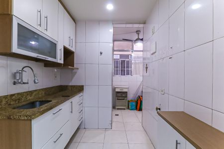Apartamento para alugar com 60m², 2 quartos e sem vagaCozinha