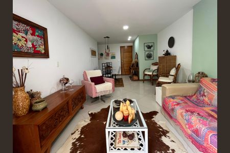 Sala de apartamento à venda com 3 quartos, 110m² em Recreio dos Bandeirantes, Rio de Janeiro