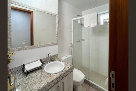 Apartamento à venda com 110m², 3 quartos e 2 vagas Apartamento à venda com 110m², 3 quartos e 2 vagasBanheiro Social