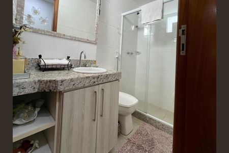 Apartamento à venda com 110m², 3 quartos e 2 vagas Apartamento à venda com 110m², 3 quartos e 2 vagasBanheiro Social