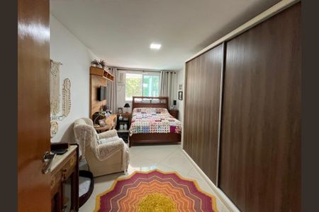 Apartamento à venda com 110m², 3 quartos e 2 vagas Apartamento à venda com 110m², 3 quartos e 2 vagasSuíte