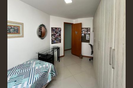 Apartamento à venda com 110m², 3 quartos e 2 vagas Apartamento à venda com 110m², 3 quartos e 2 vagasQuarto 1