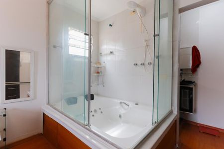 Casa à venda com 180m², 4 quartos e 1 vagaBanheiro da suíte 2