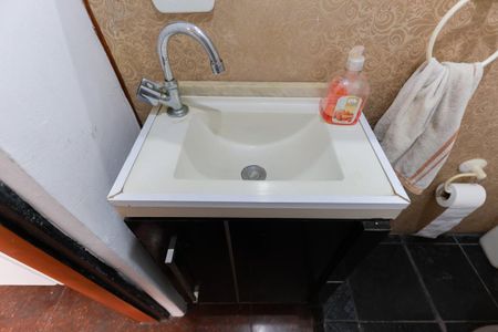 Casa à venda com 180m², 4 quartos e 1 vagaLavabo de serviço