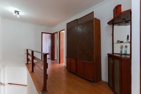 Casa à venda com 180m², 4 quartos e 1 vagaHall dos dormitórios
