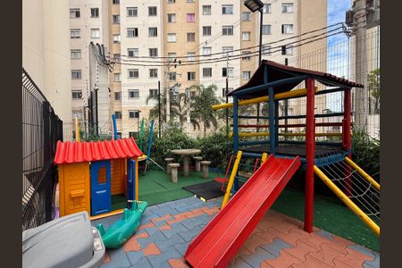 Apartamento para alugar com 32m², 2 quartos e sem vagaÁrea comum - Playground