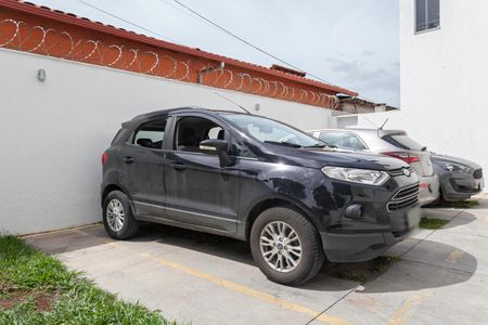 Casa de condomínio à venda com 81m², 2 quartos e 1 vagaGaragem