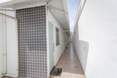 Casa de condomínio à venda com 81m², 2 quartos e 1 vagaEntrada