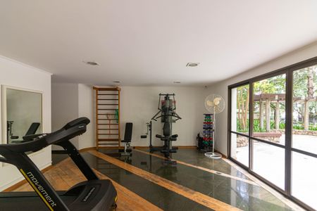 Apartamento à venda com 173m², 4 quartos e 2 vagas Apartamento à venda com 173m², 4 quartos e 2 vagasÁrea comum - Academia