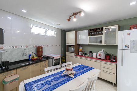 Casa à venda com 247m², 2 quartos e 1 vaga Casa à venda com 247m², 2 quartos e 1 vagaCozinha