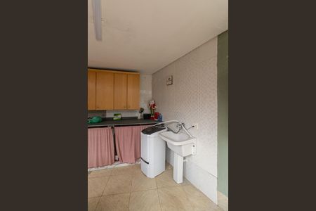 Casa à venda com 247m², 2 quartos e 1 vaga Casa à venda com 247m², 2 quartos e 1 vagaÁrea de Serviço e Churrasqueira