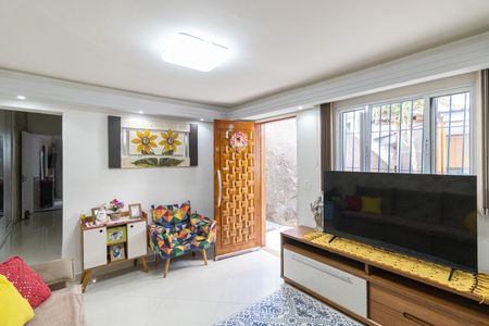Sala de casa à venda com 2 quartos, 247m² em Vila Londrina, São Paulo