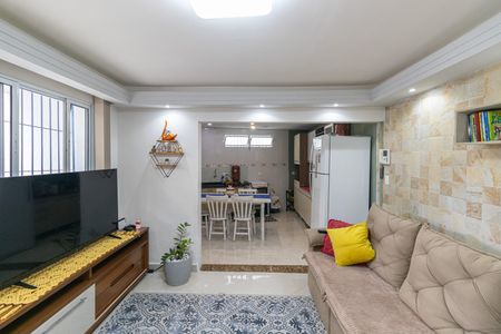 Sala de casa à venda com 2 quartos, 247m² em Vila Londrina, São Paulo