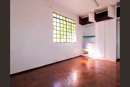 Casa para alugar com 270m², 6 quartos e 3 vagasQuarto