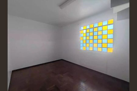 Casa para alugar com 270m², 6 quartos e 3 vagasQuarto