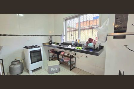 Cozinha  de apartamento à venda com 2 quartos, 68m² em Aeronautas, Lagoa Santa